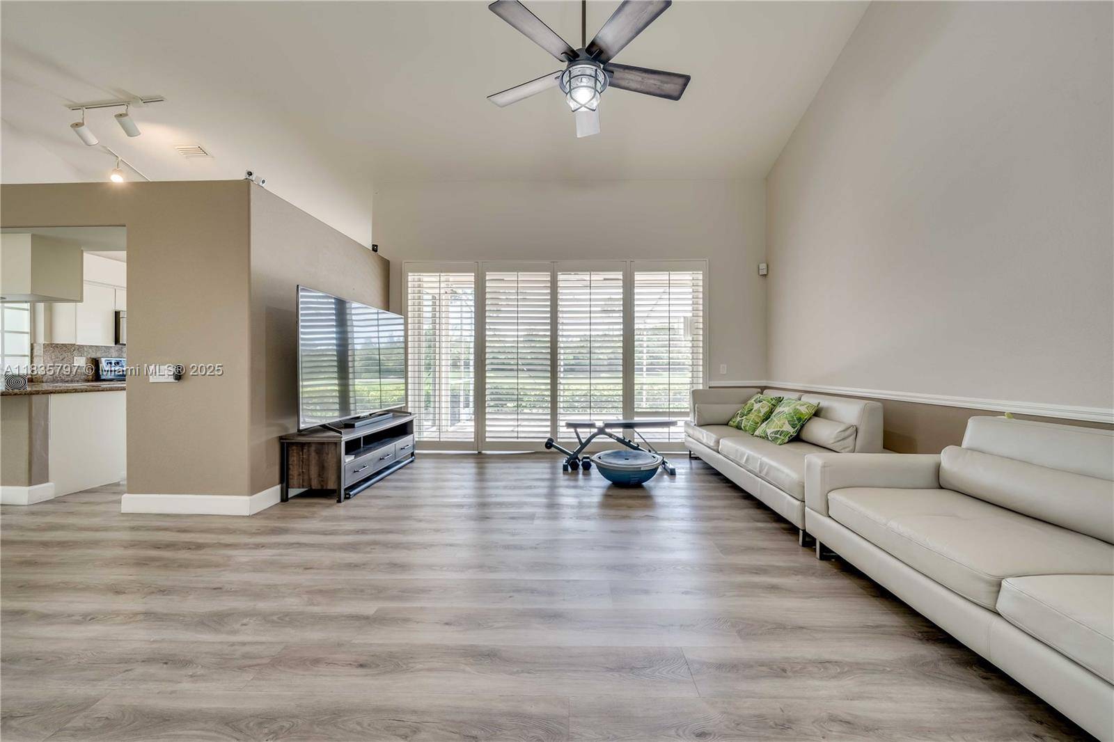 Weston, FL 33326,1174 Laguna Springs Dr