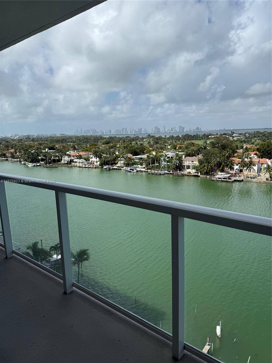 Miami Beach, FL 33140,5750 Collins Ave #11D