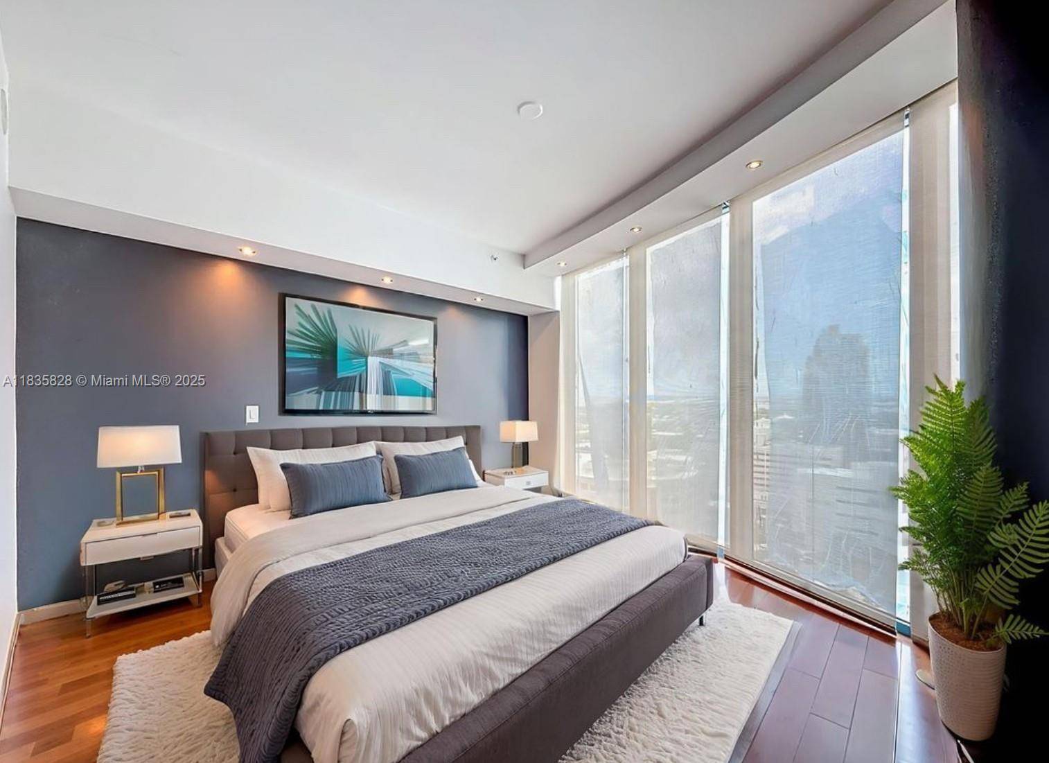 Fort Lauderdale, FL 33301,333 Las Olas Way #2501