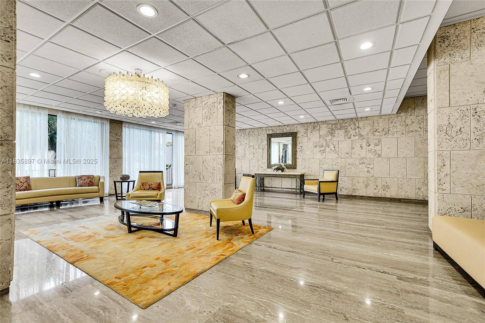 Hallandale Beach, FL 33009,1980 S Ocean Dr #21M