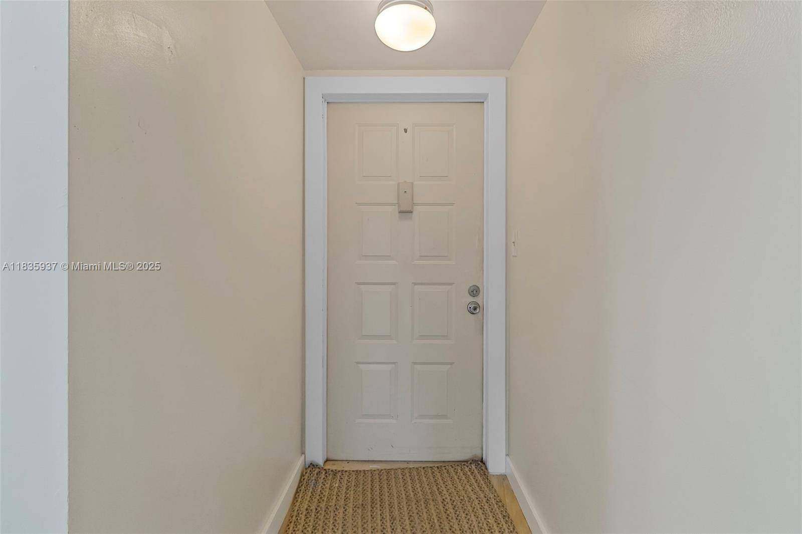 Pembroke Pines, FL 33026,1001 Colony Point Cir #419