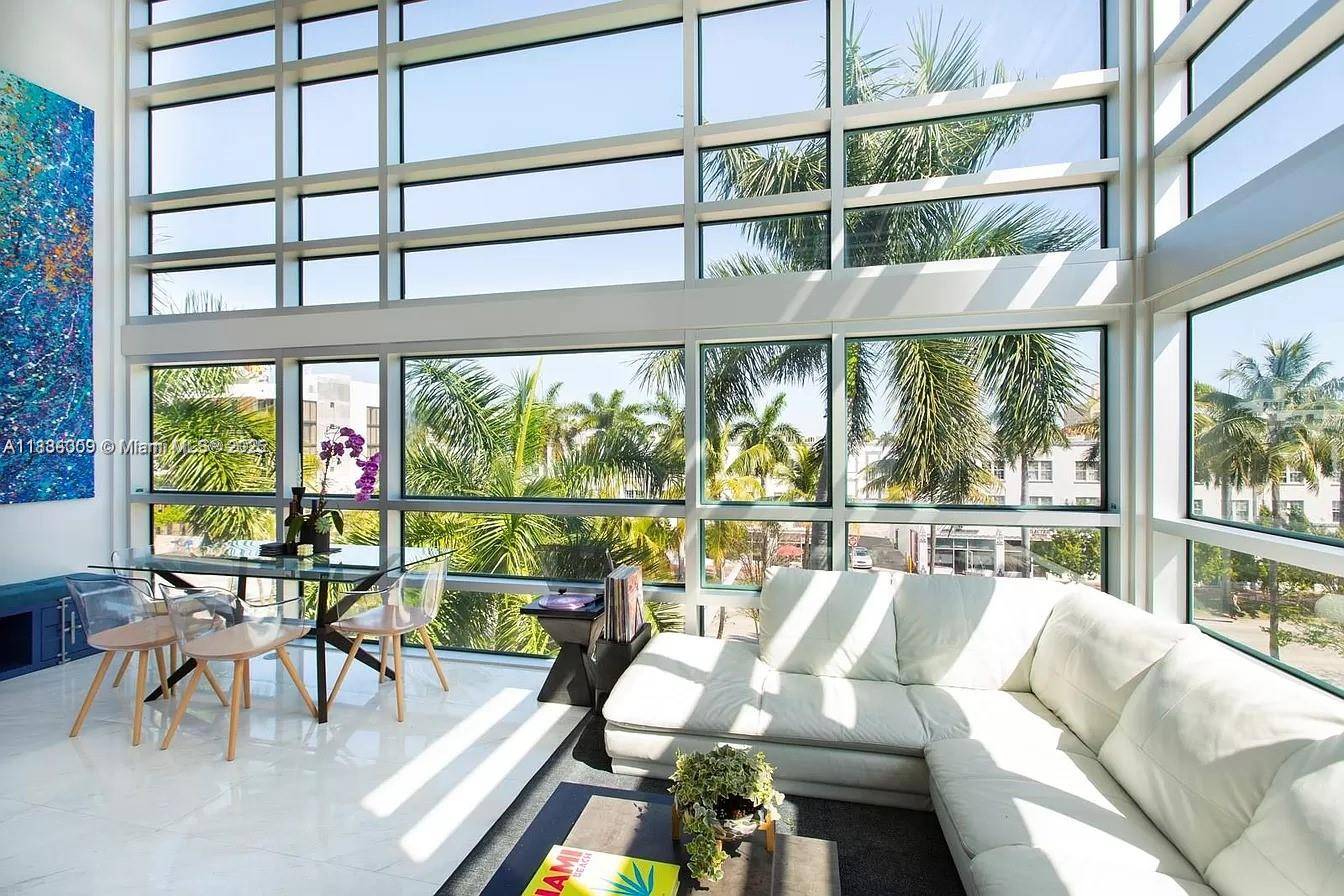 Miami Beach, FL 33139,421 Meridian Ave #15