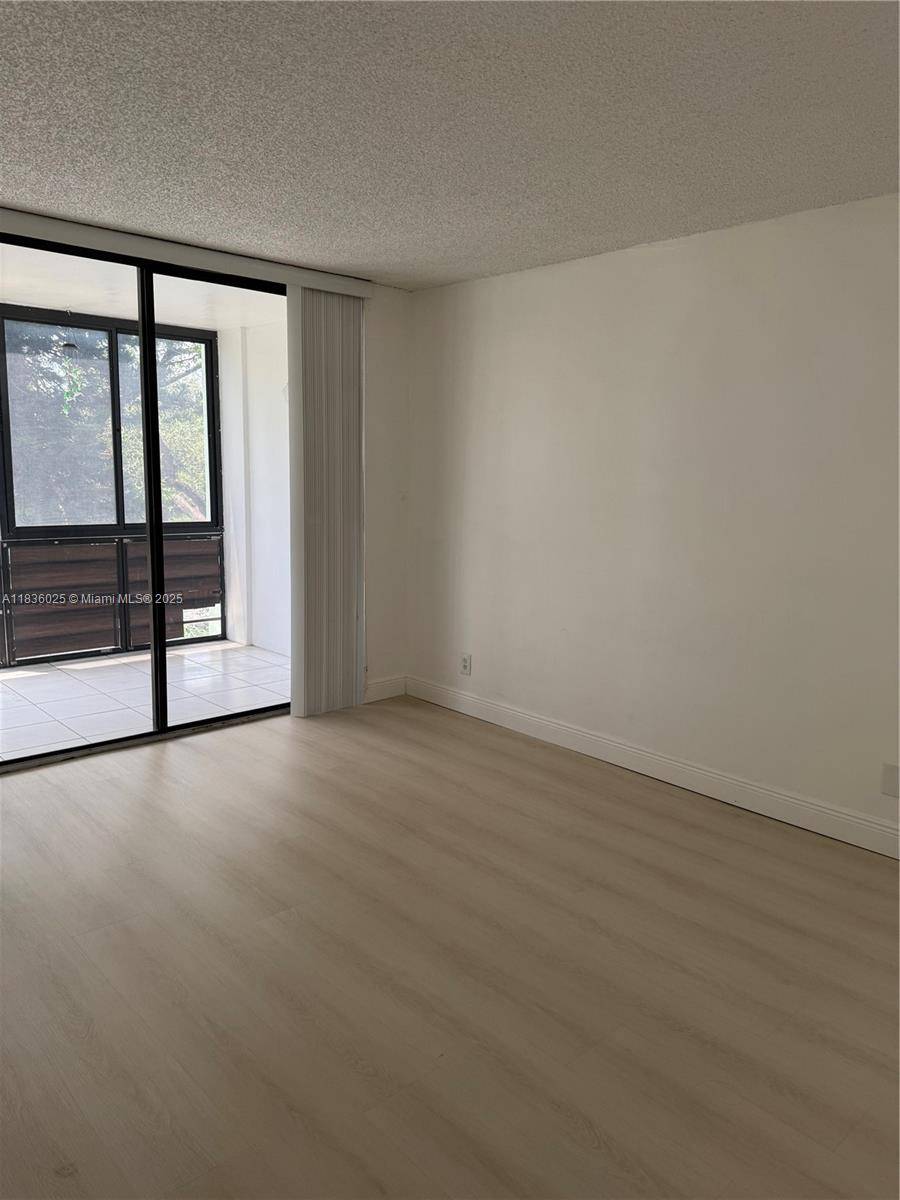 Hollywood, FL 33020,2781 Taft St #212