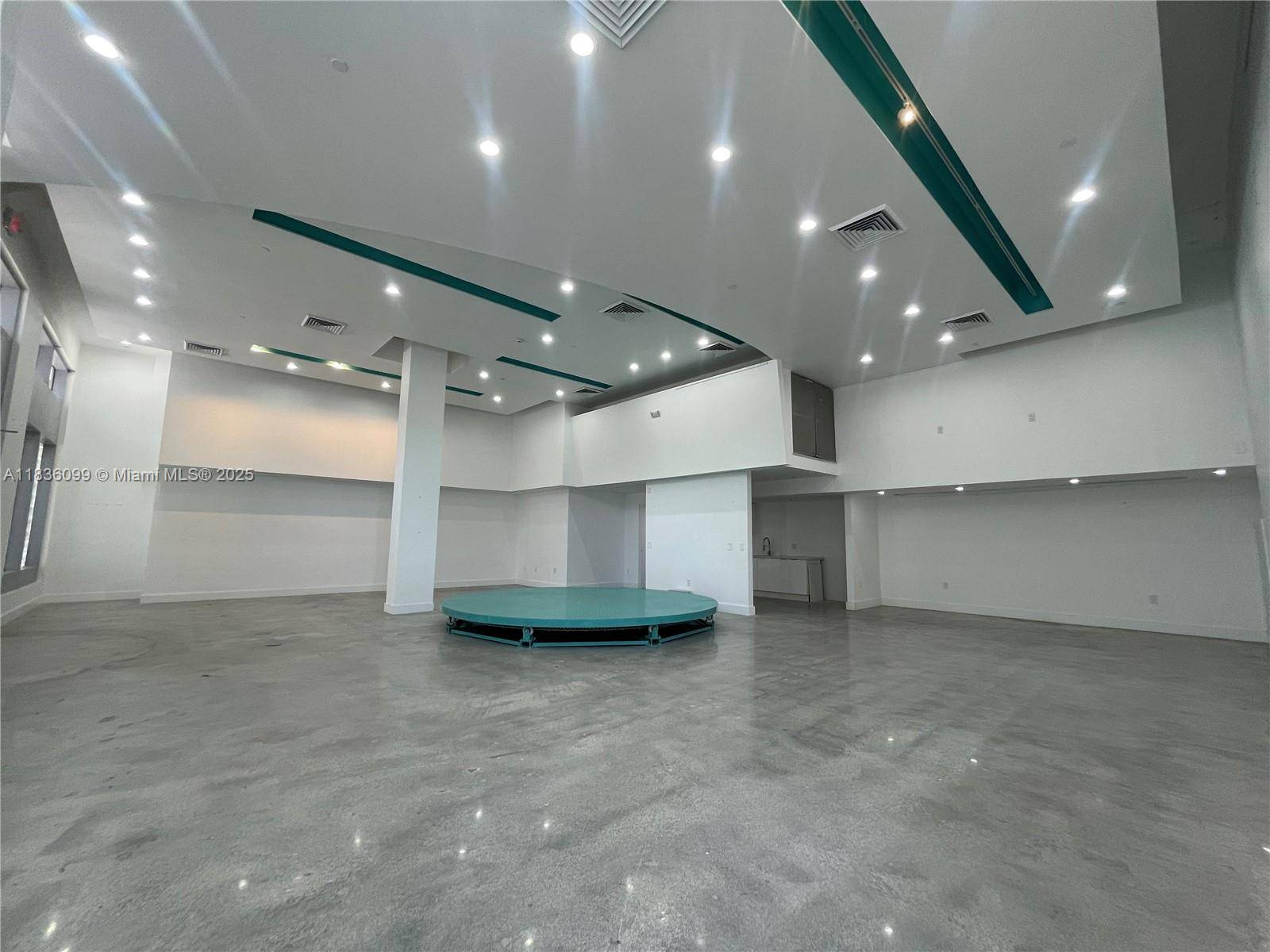 Miami Beach, FL 33139,1451 Ocean Dr #CU-104