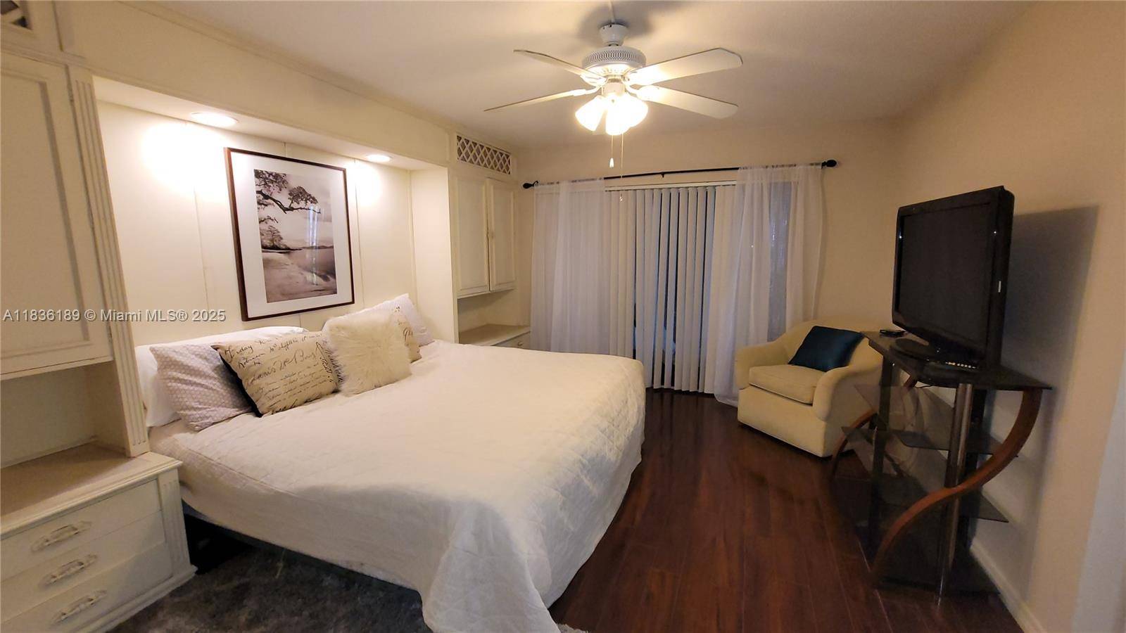 Hollywood, FL 33021,4650 Washington St #110