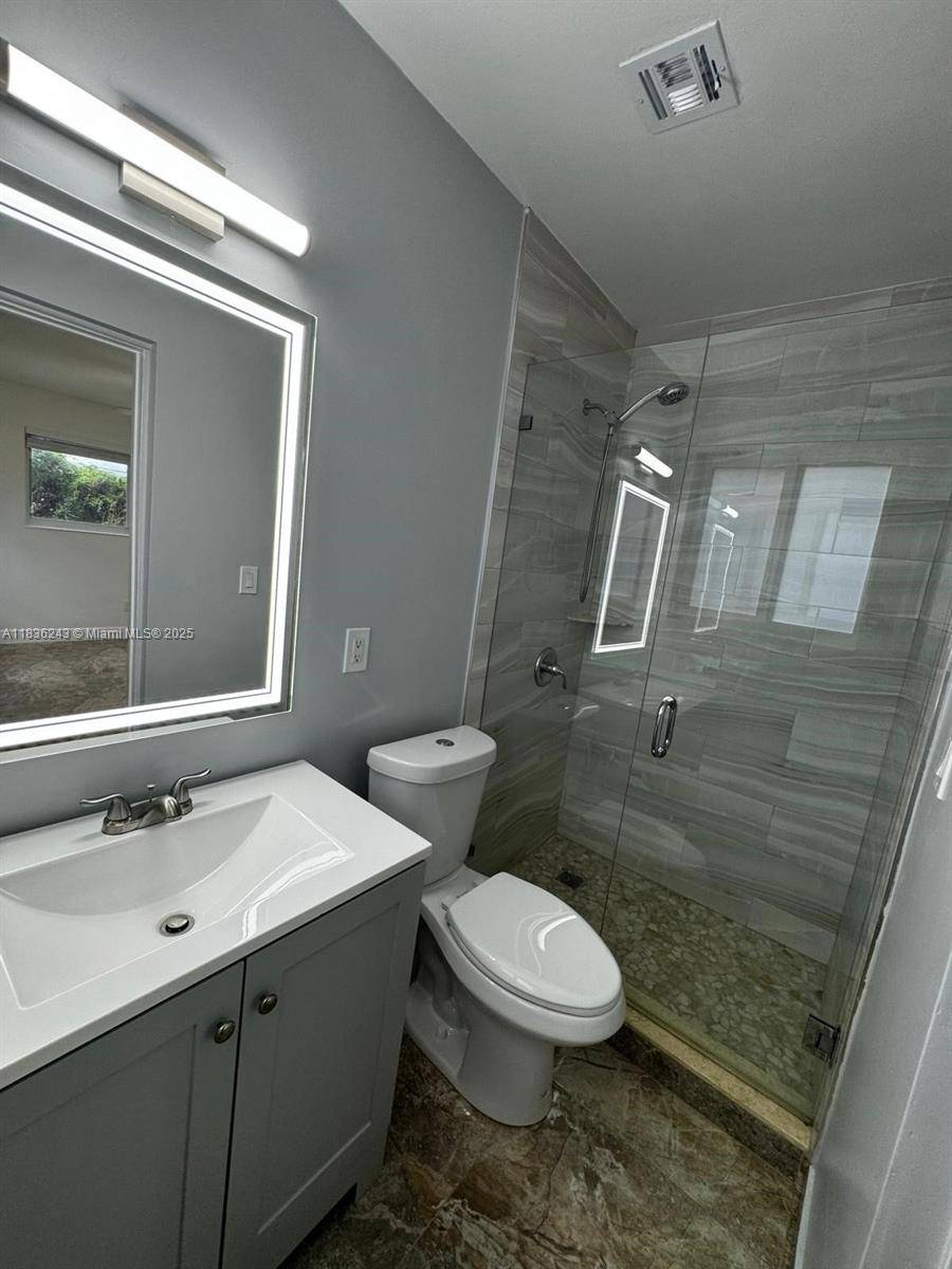 North Miami Beach, FL 33162,1041 NE 178th Ter