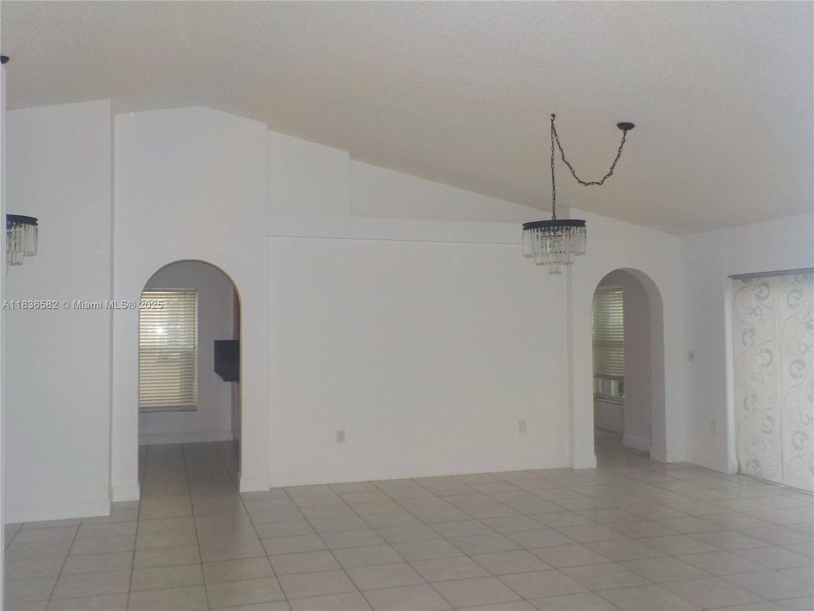 Pembroke Pines, FL 33029,18840 NW 2nd St #0