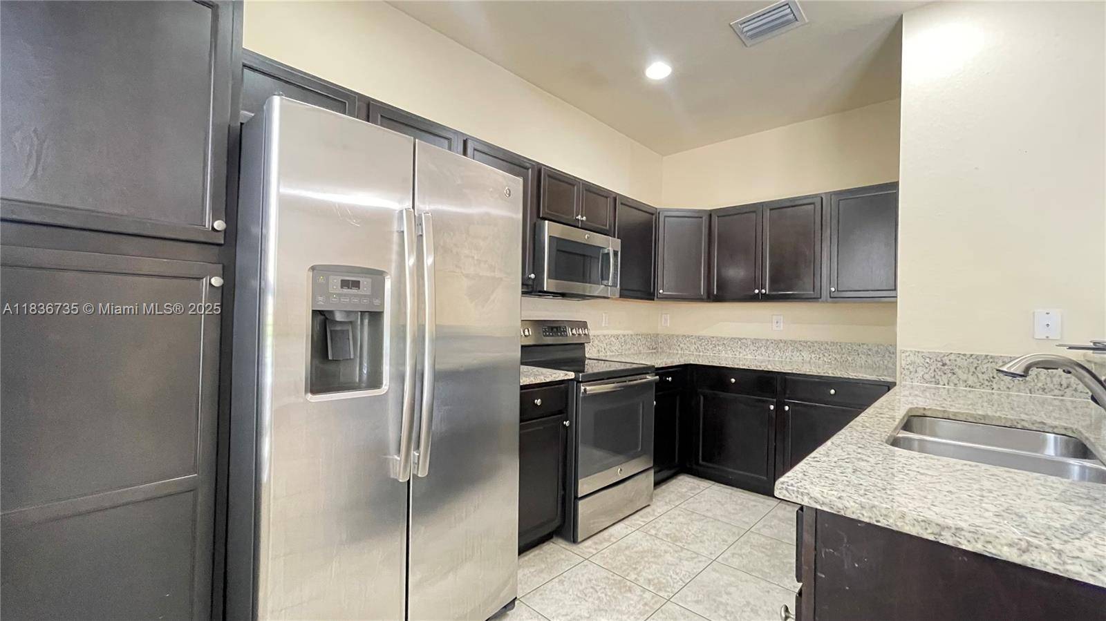Miami, FL 33196,17090 SW 95th Ter #0