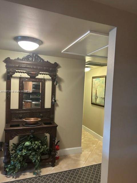 Pompano Beach, FL 33069,2801 E Palm Aire Dr #607