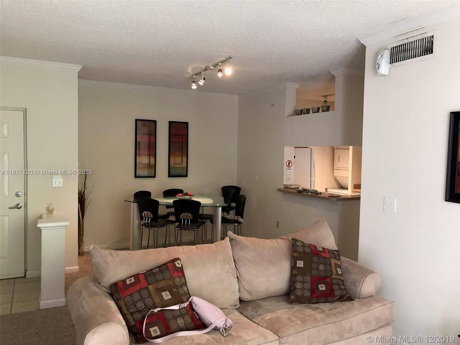 Sunny Isles Beach, FL 33160,17150 N Bay Rd #2522