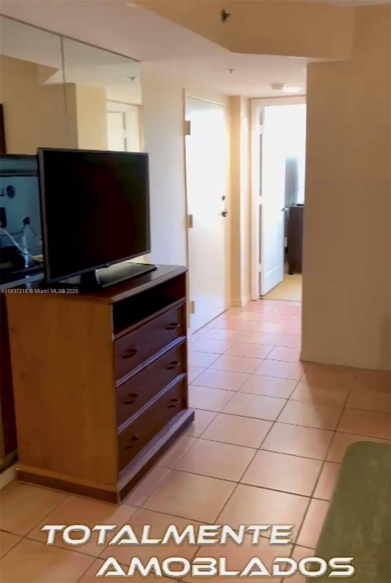 Weston, FL 33326,16690 Blatt Blvd #B