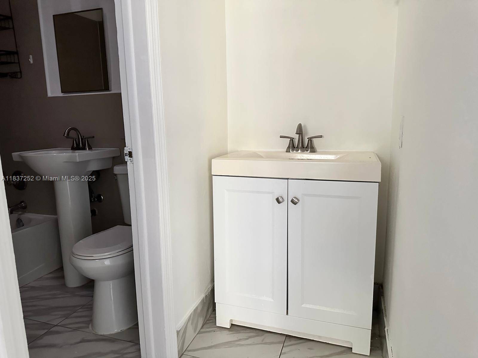 Hollywood, FL 33020,1845 Pembroke Rd #1-2