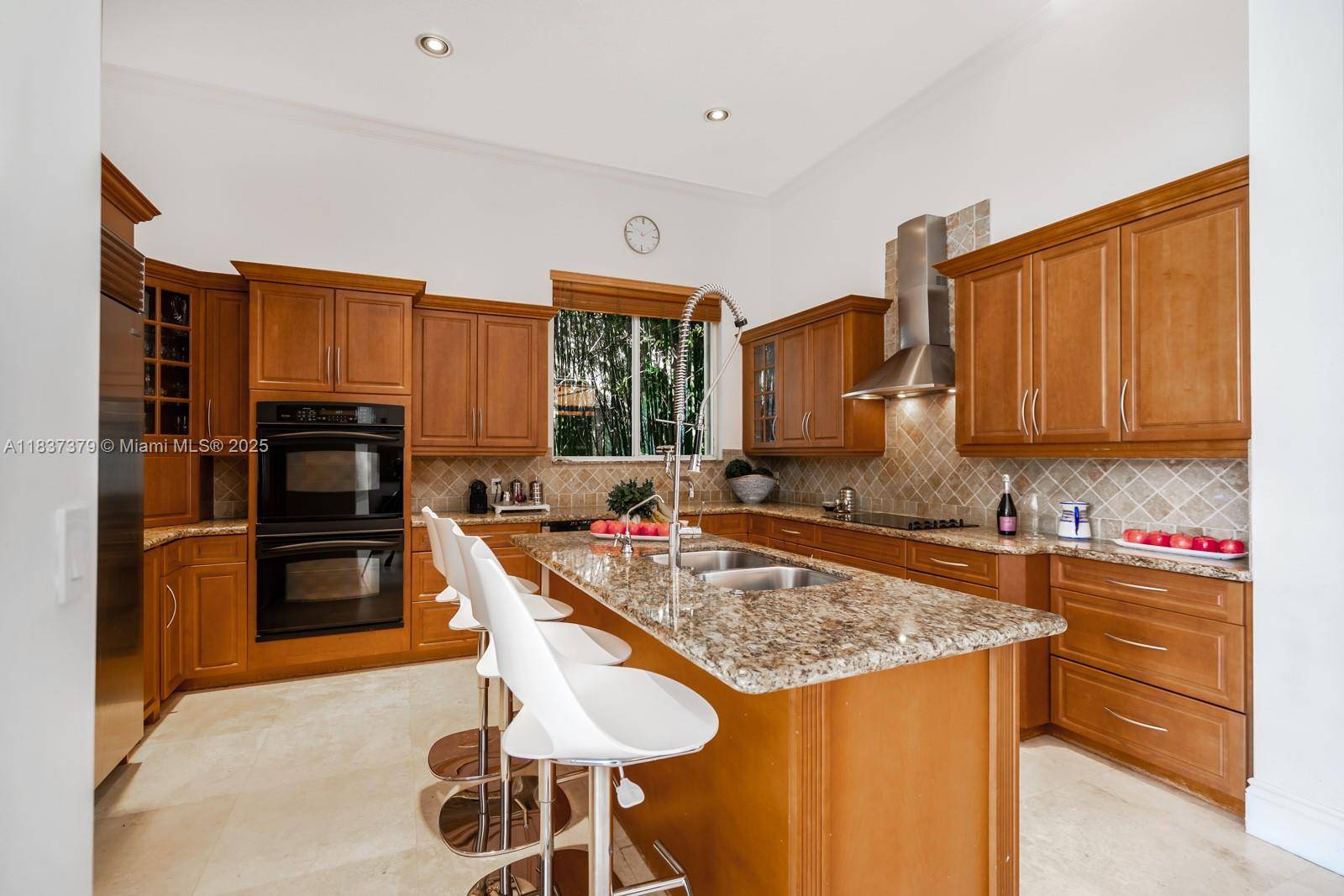 Weston, FL 33327,2535 Golf View Dr
