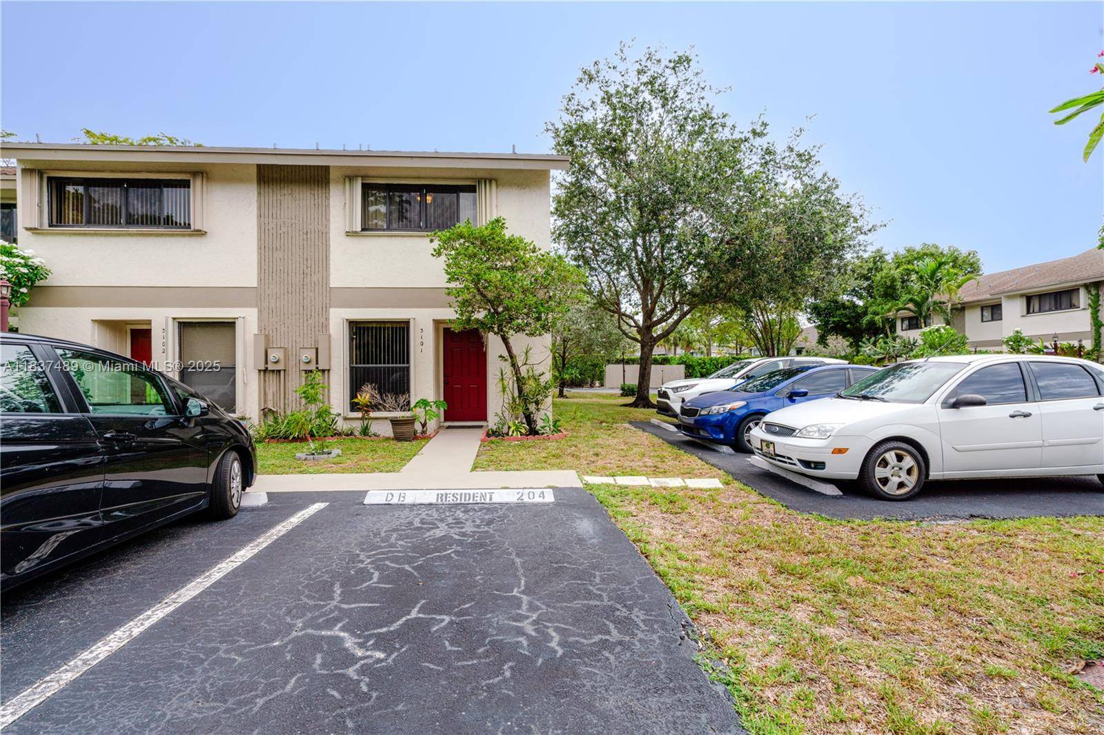 Oakland Park, FL 33309,3024 S Oakland Forest Dr #3101