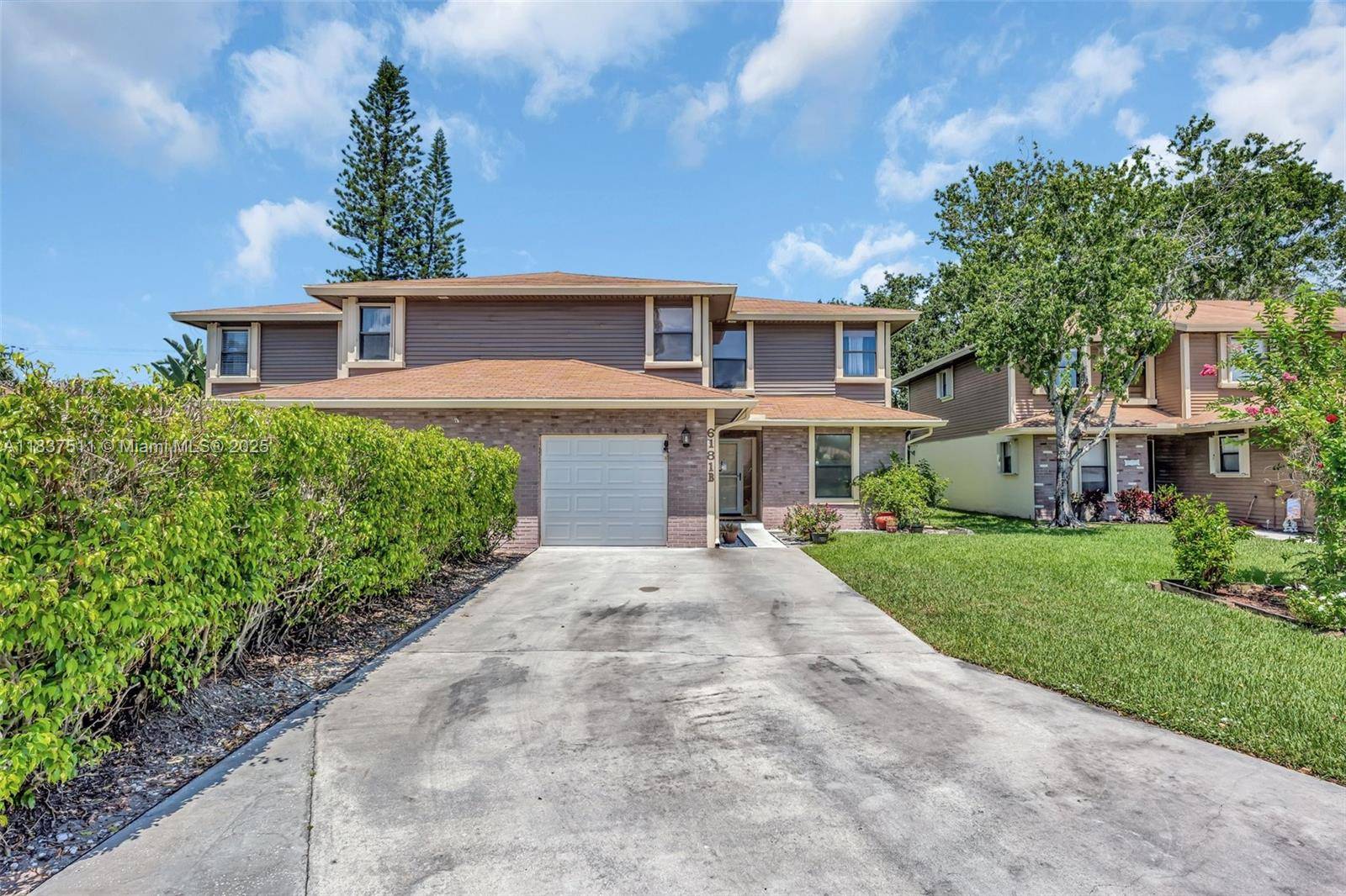 Tamarac, FL 33319,6181 Pine Tree Ln #B