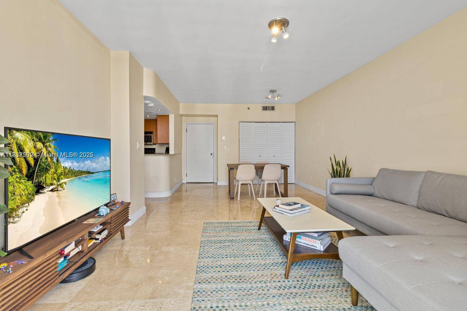 Miami, FL 33131,770 Claughton Island Dr #PH21