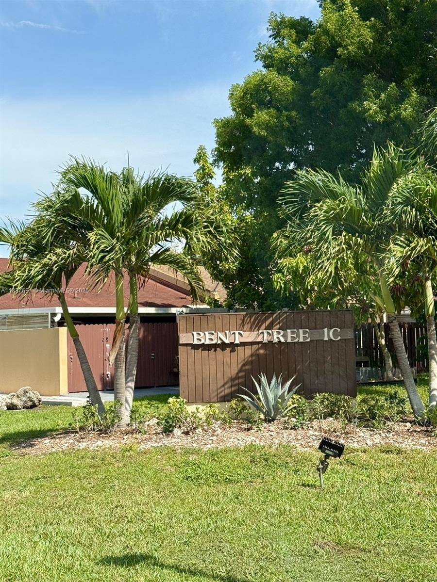 Kendall, FL 33175,5351 SW 140 Ct #5351