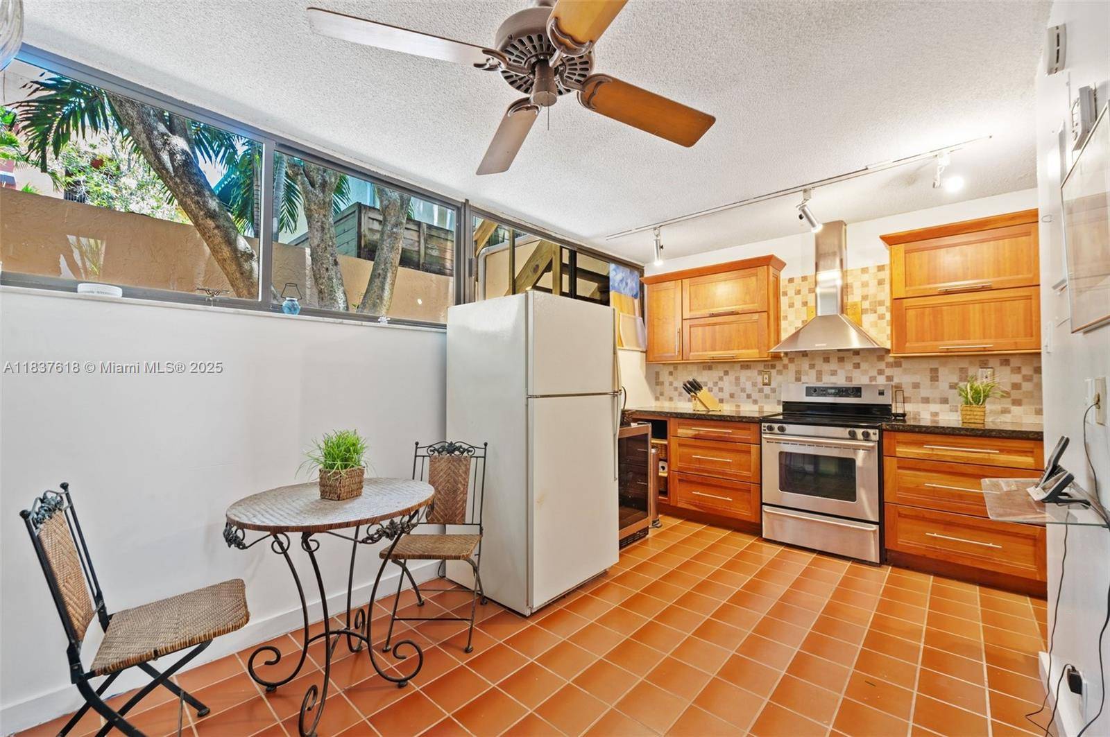 Miami, FL 33133,2778 Day Ave #2