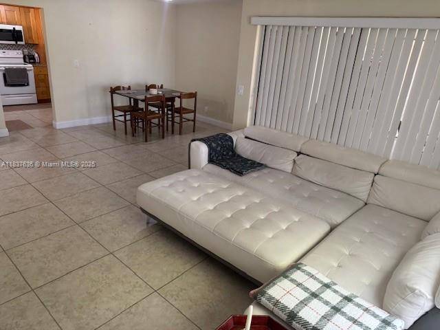 Coconut Creek, FL 33063,3817 Cocoplum Cir #3585