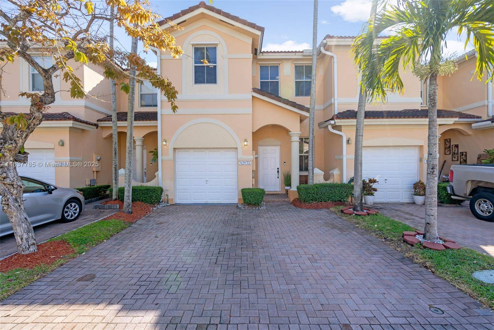 Miami, FL 33186,12175 SW 124th Ct