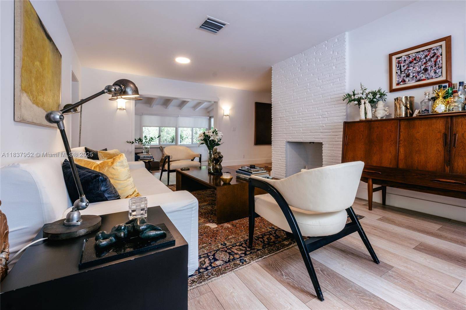 Miami Beach, FL 33140,2354 Alton Rd