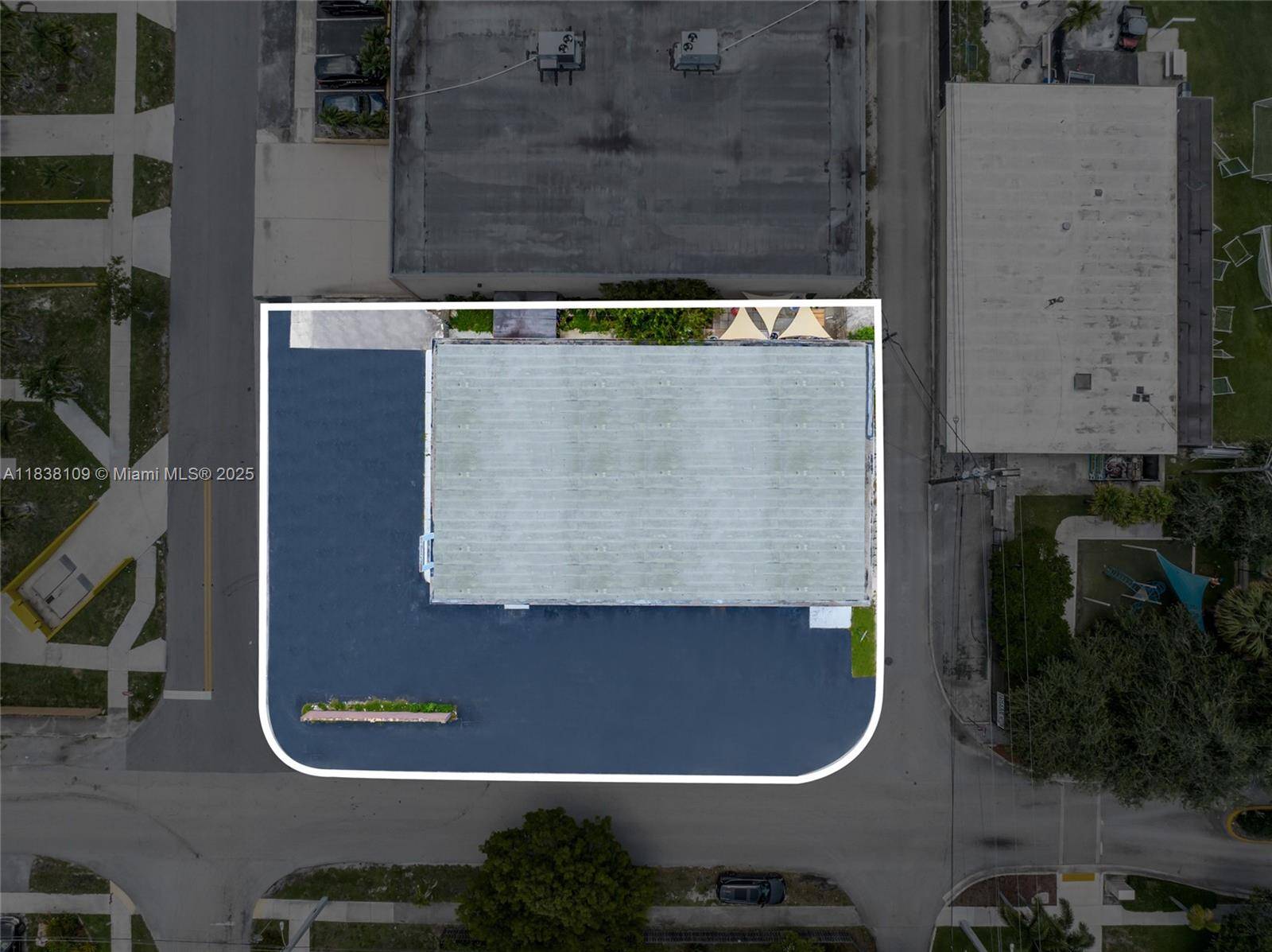 Hollywood, FL 33020,2300 N 23rd Ave