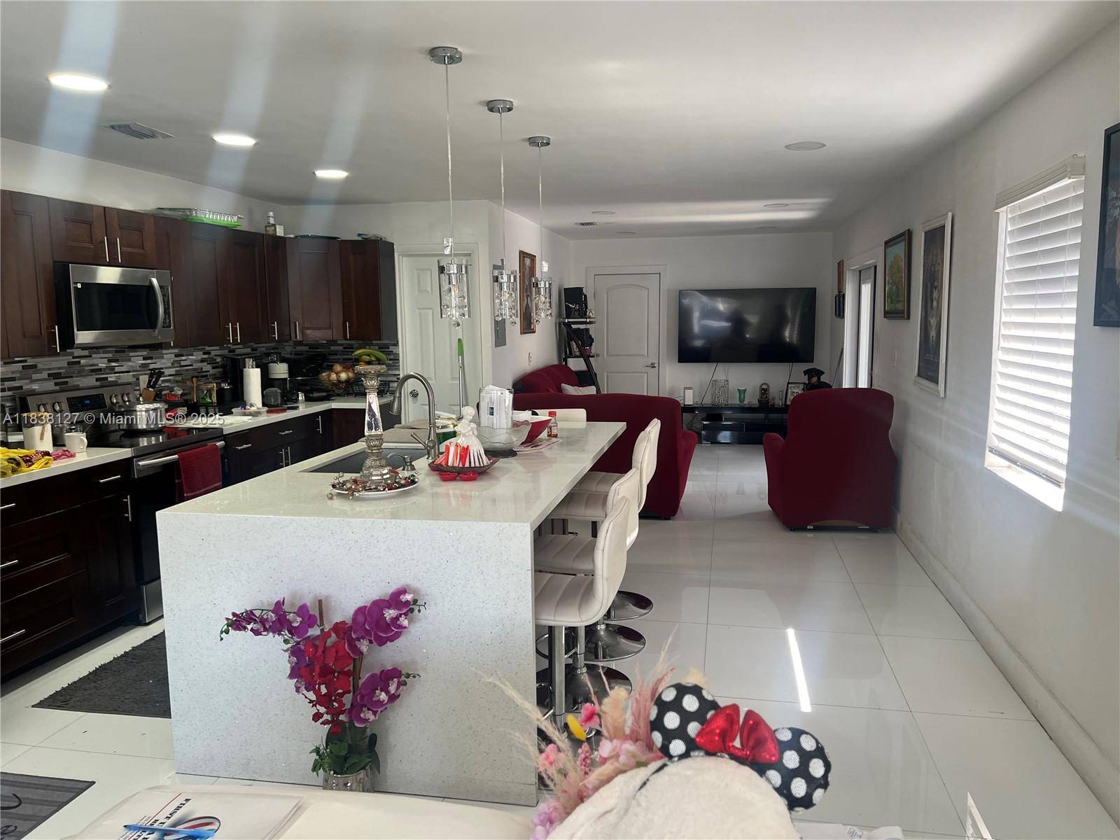 Miami, FL 33184,11925 SW 6th St