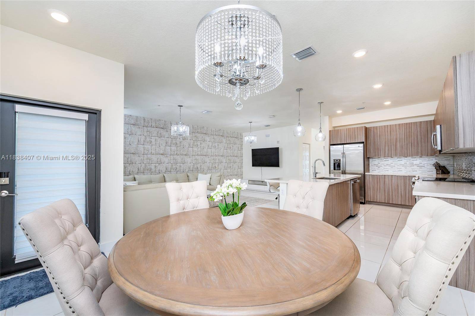 Doral, FL 33166,4740 NW 84th Ct #21