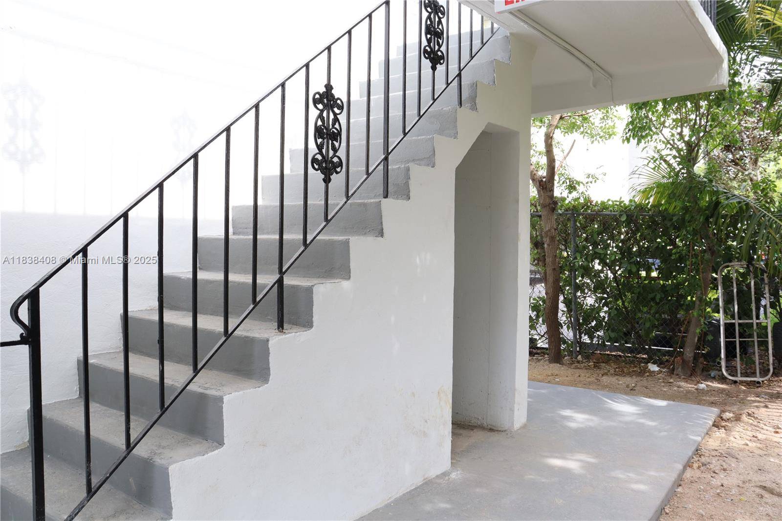 Miami Beach, FL 33141,1936 Normandy Dr #5