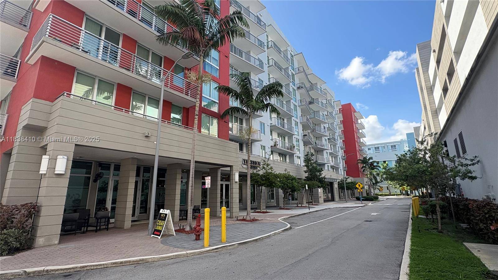Doral, FL 33178,7875 NW 107th Ave #515