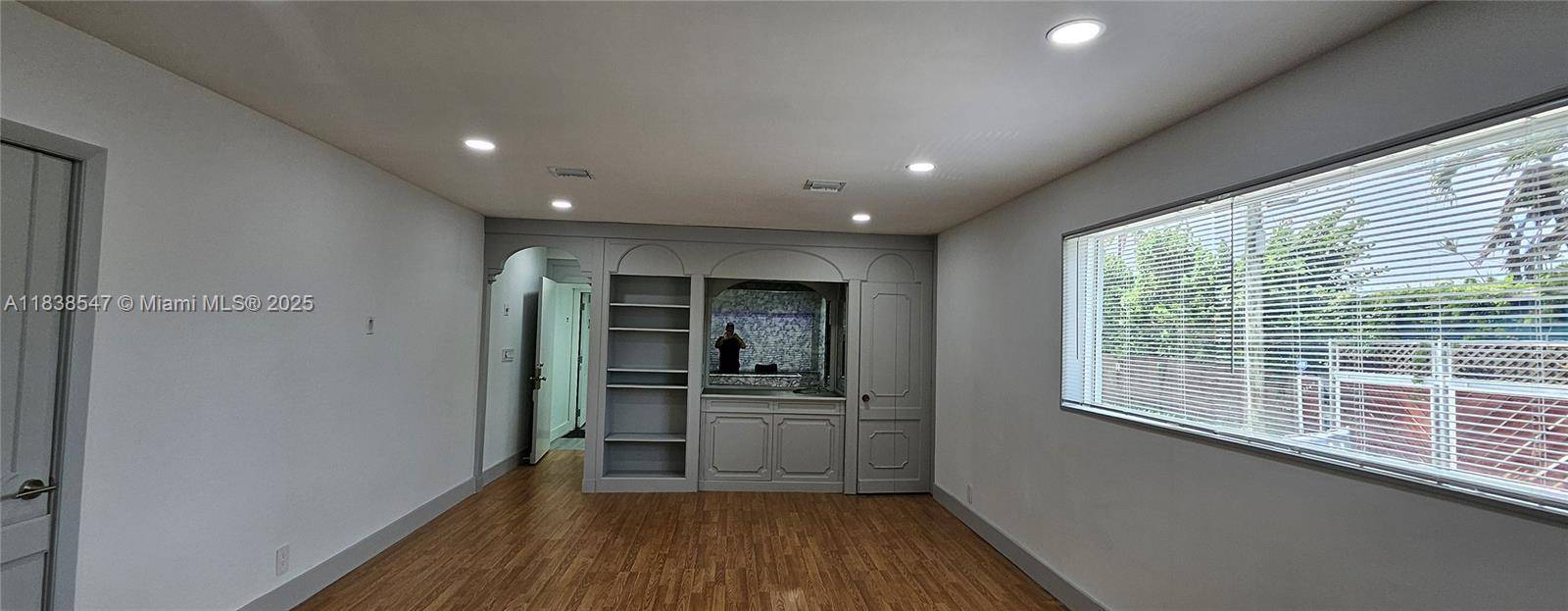 Hollywood, FL 33021,Address not disclosed