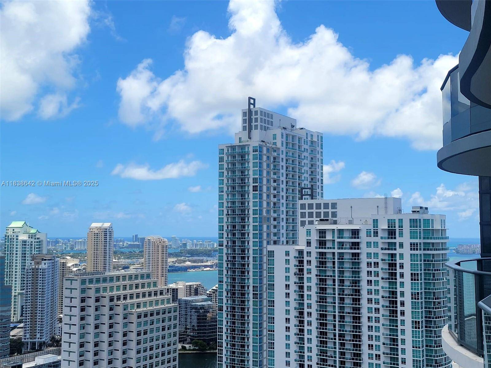 Miami, FL 33131,1000 Brickell Plz #4314