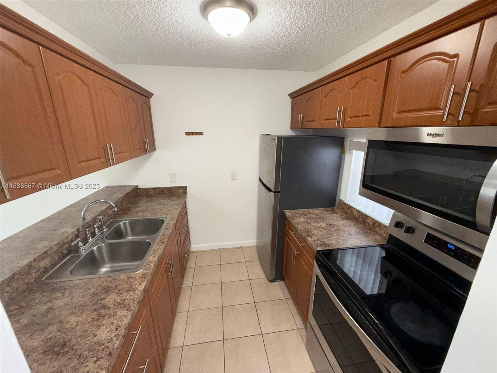 Miramar, FL 33025,8560 N Sherman Cir #105