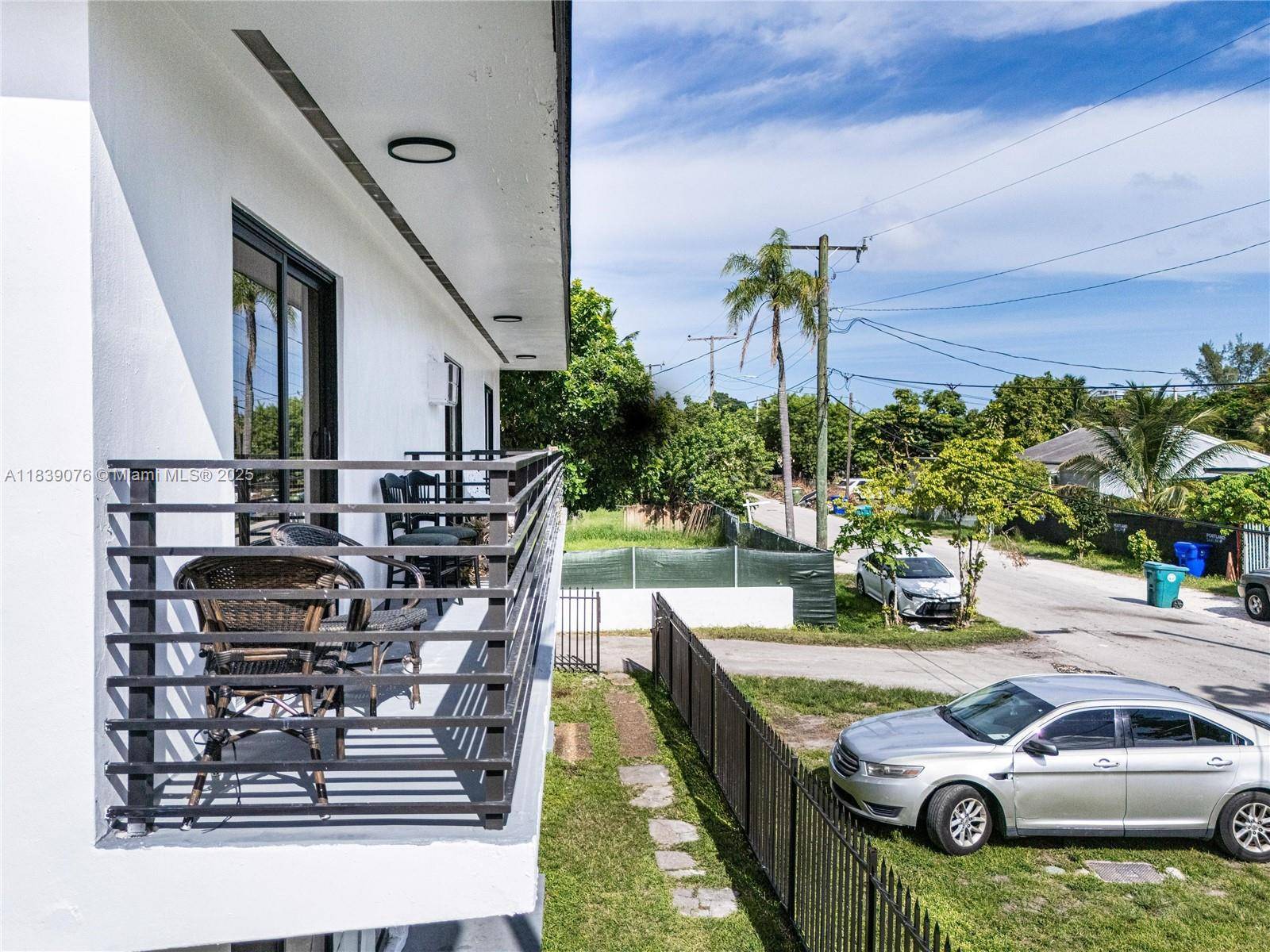 Miami, FL 33138,131 NE 77th St #6