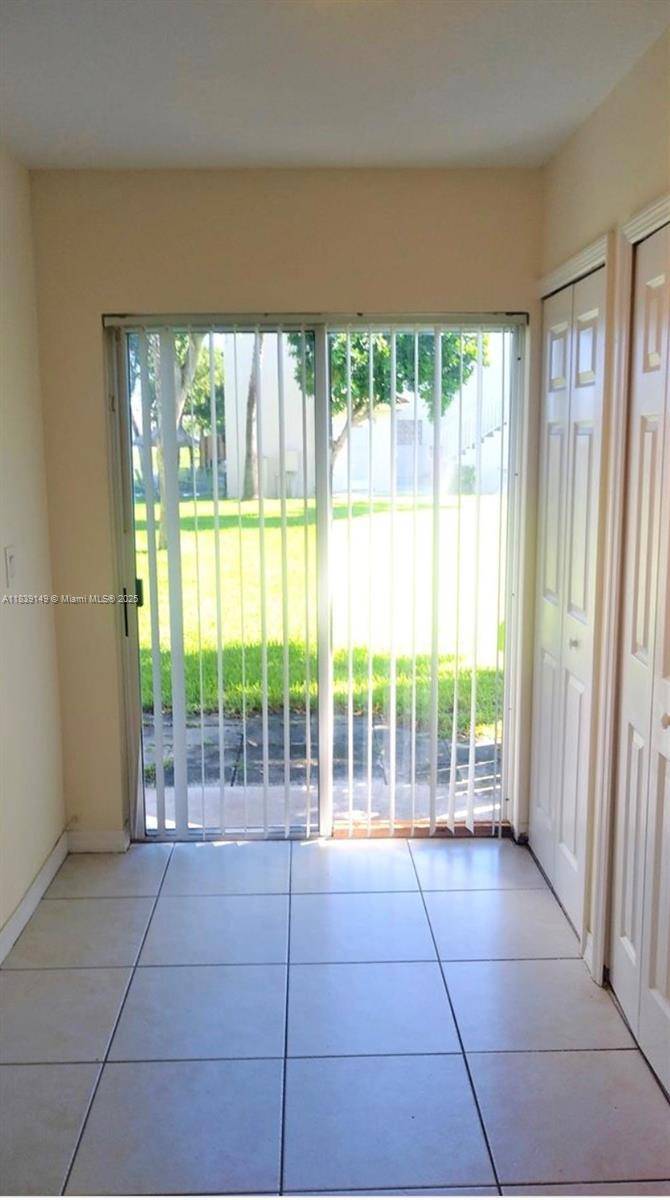 Homestead, FL 33035,2731 SE 12th Rd #105