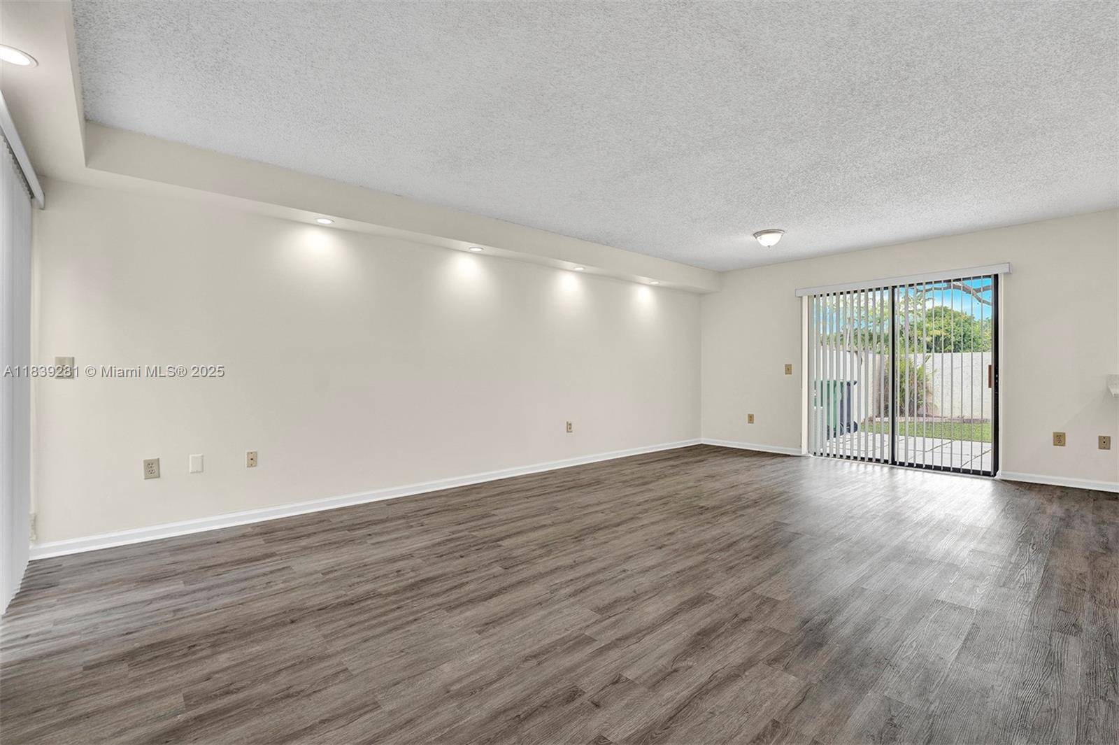 Miami, FL 33176,13049 SW 95th Ave #13049