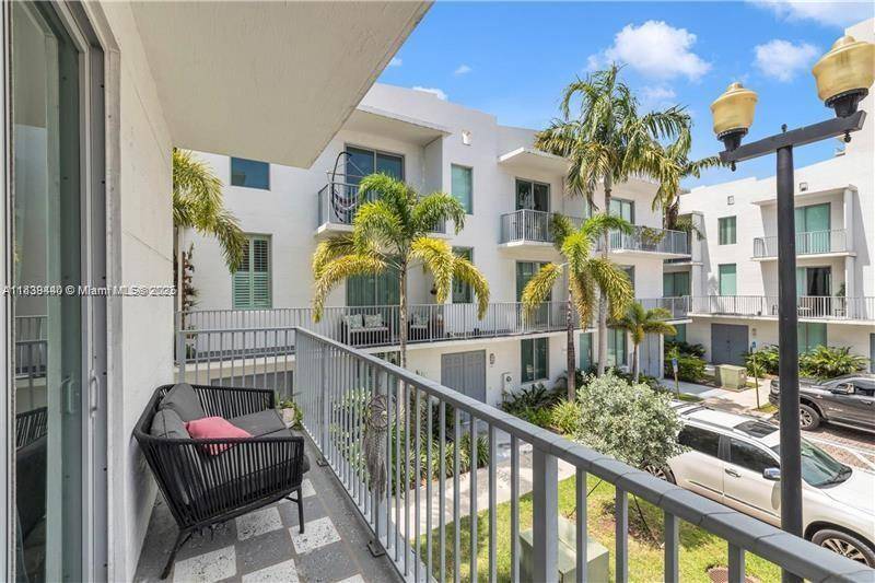 Hollywood, FL 33020,2142 Van Buren St #501