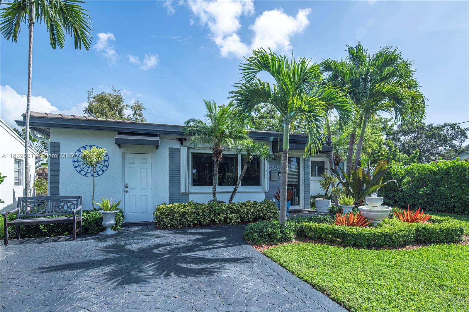Hollywood, FL 33020,2245 Johnson St