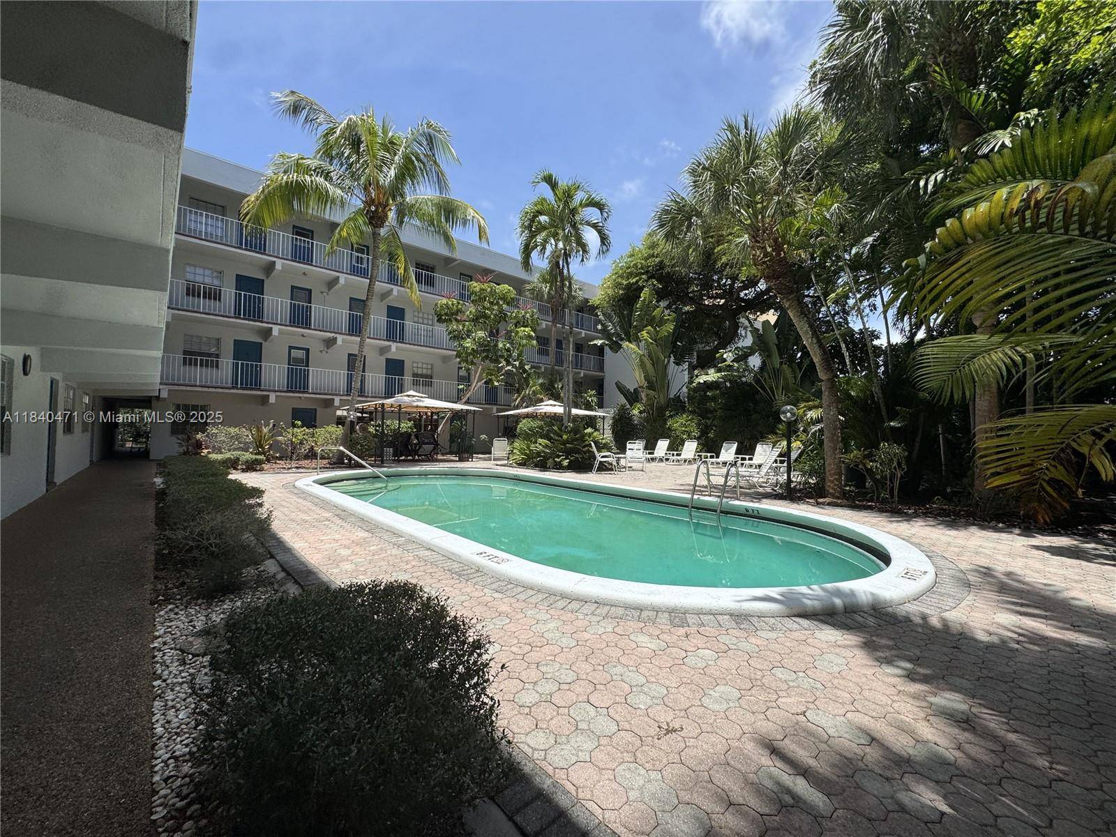 Fort Lauderdale, FL 33334,1407 NE 56th St #316