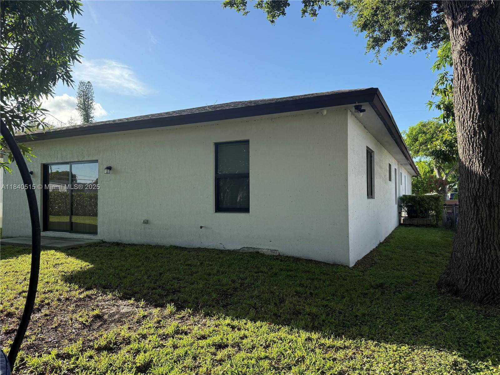 West Park, FL 33023,5140 SW 24th St #5140