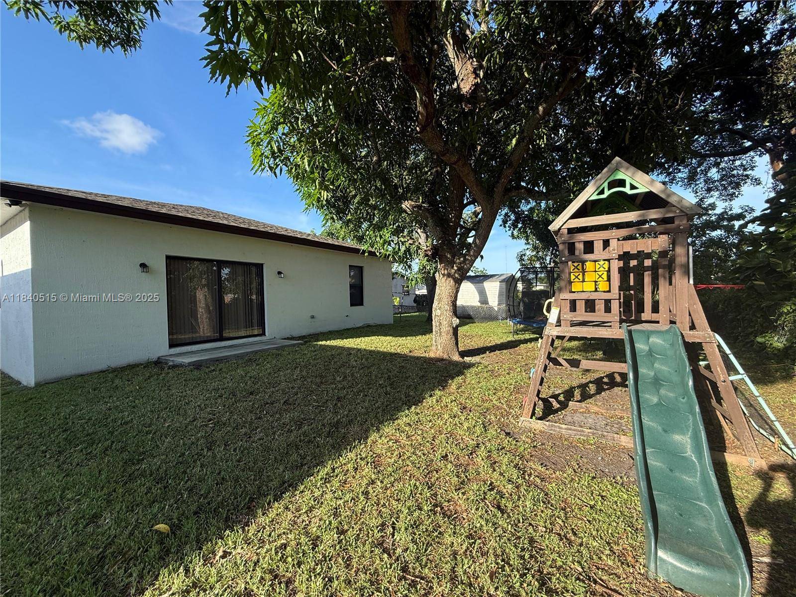 West Park, FL 33023,5140 SW 24th St #5140