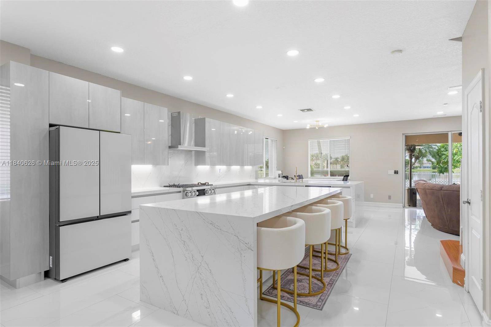 Pembroke Pines, FL 33332,19360 SW 61st St