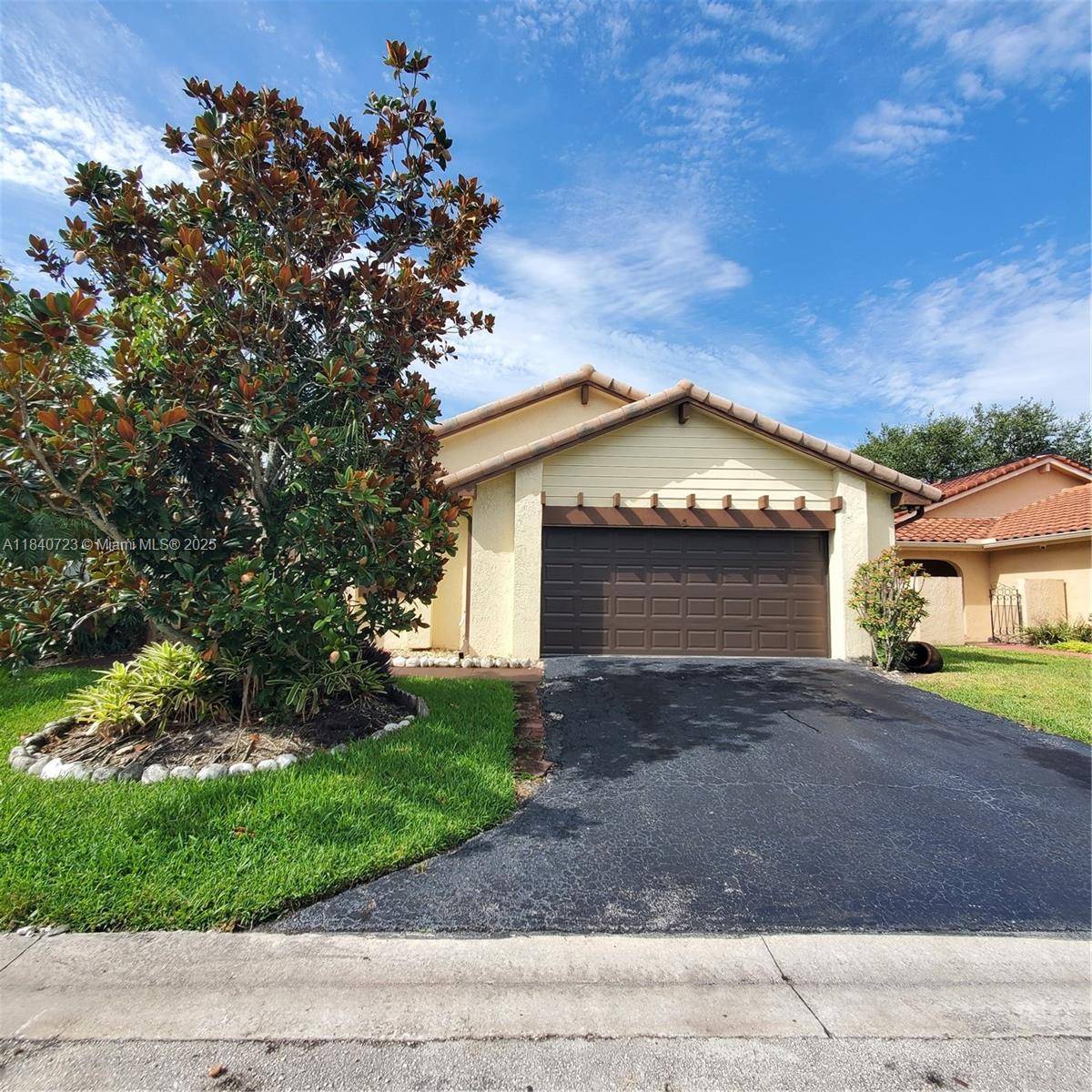 Weston, FL 33326,2159 Baton Rouge