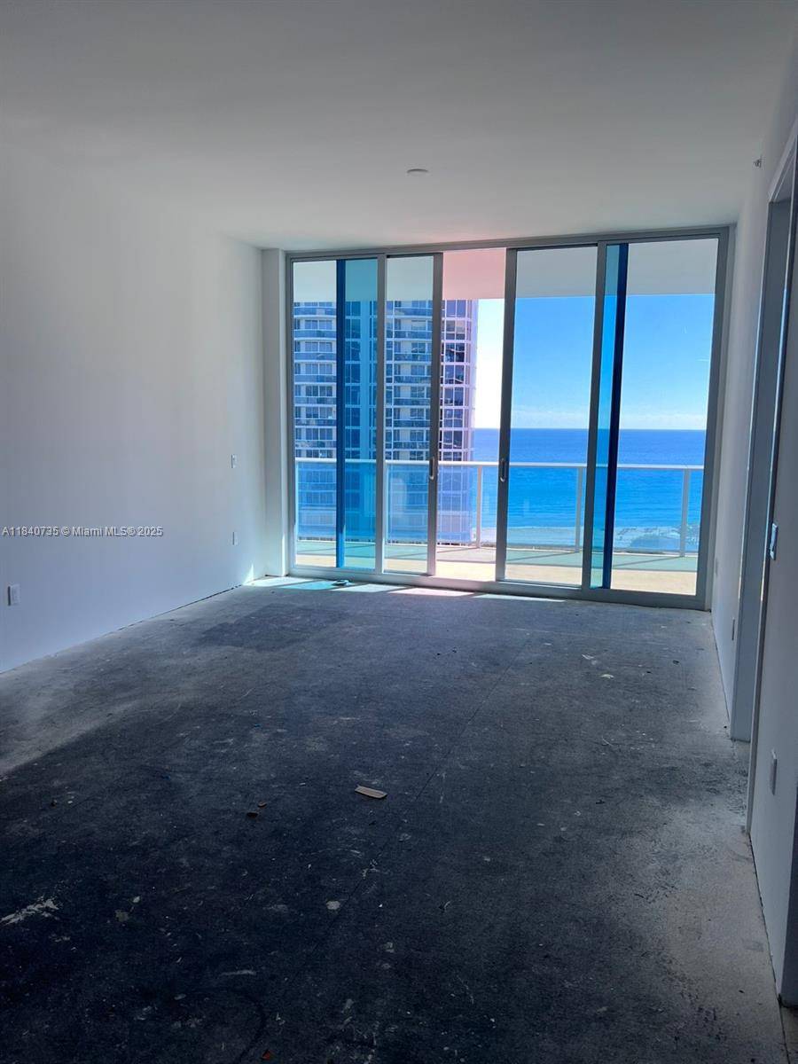 Sunny Isles Beach, FL 33160,17550 Collins Ave #1004