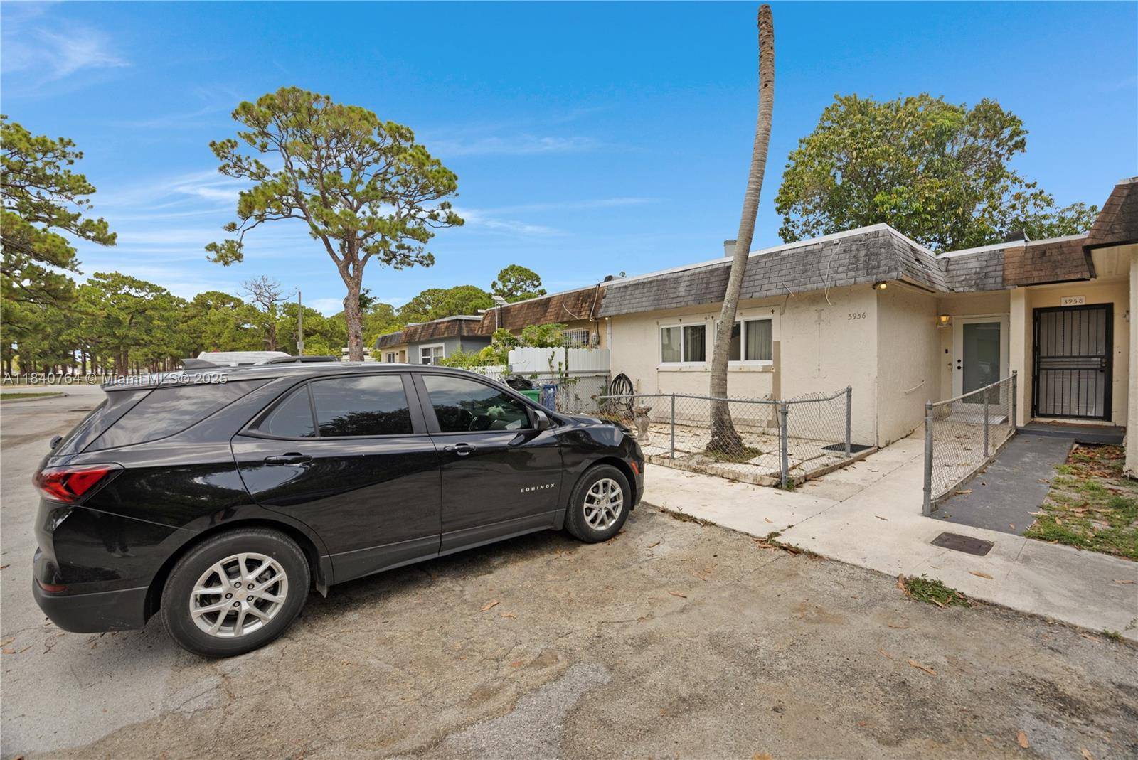 Miami Gardens, FL 33055,3956 NW 207th St Rd