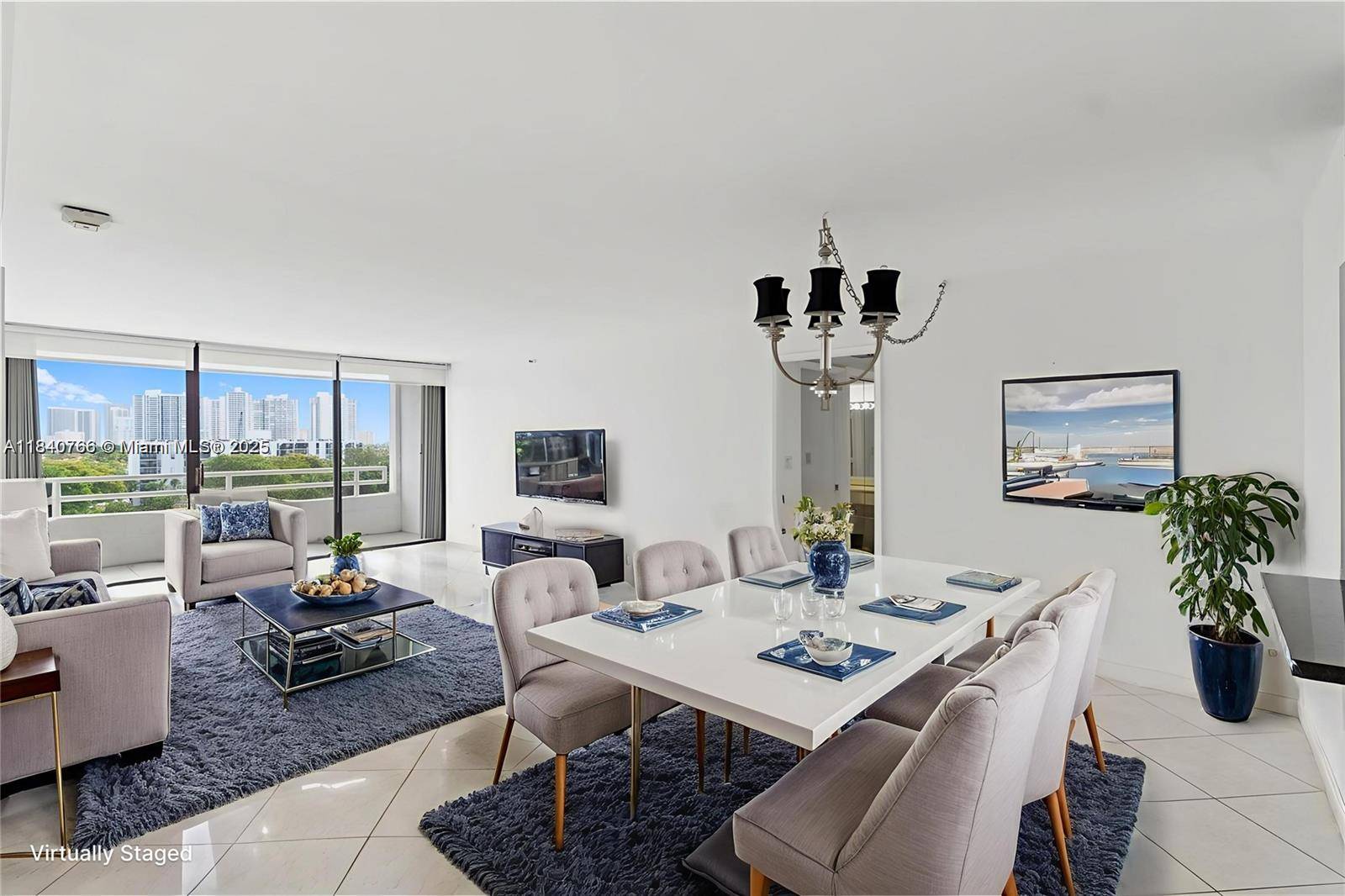 Aventura, FL 33180,20225 NE 34th Ct #819
