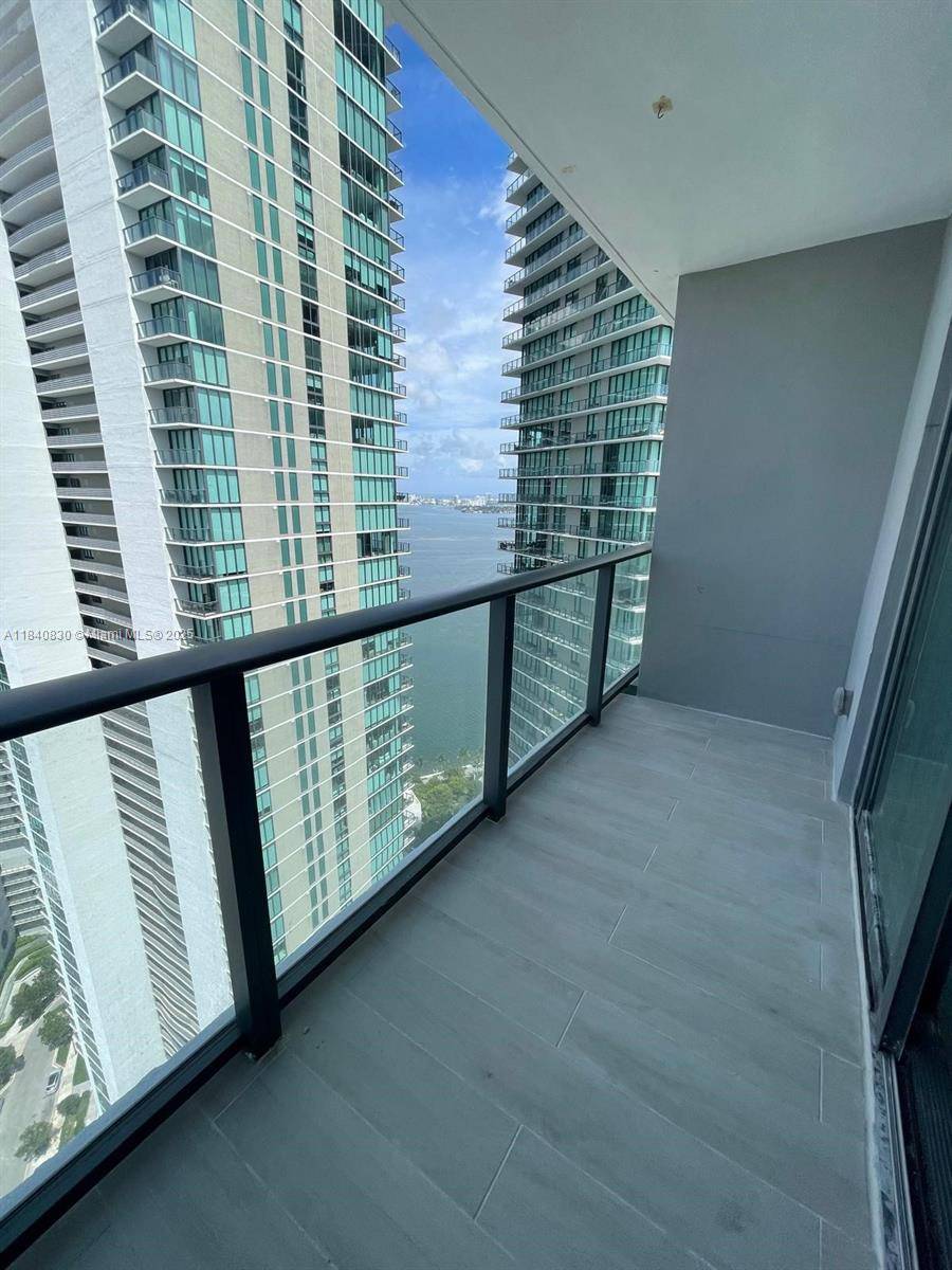 FL 33137,501 NE 31st St #3705