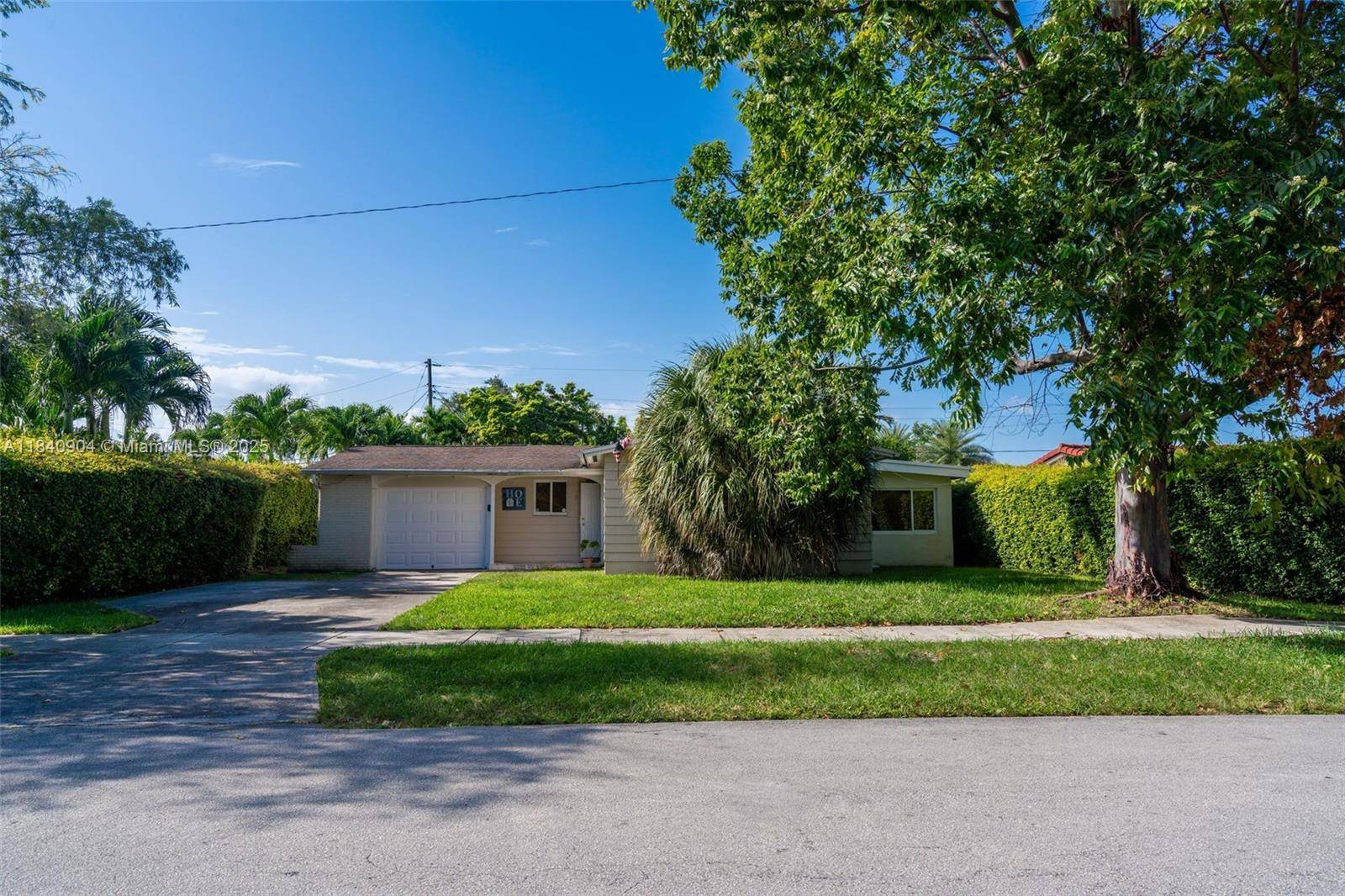Miami, FL 33155,8475 SW 43rd St