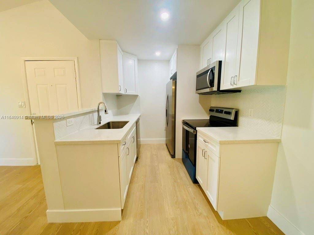 Miami, FL 33196,10581 SW 155th Ct #1227