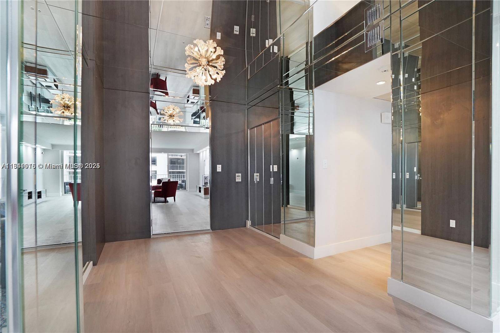 Bal Harbour, FL 33154,10155 Collins Ave #406